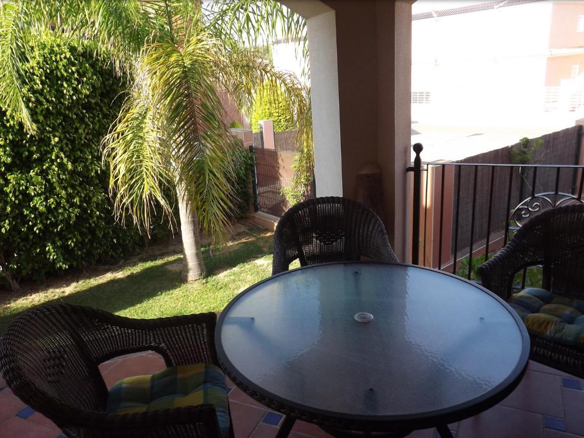 Bungalow Punta Marina Torrevieja Exteriör bild